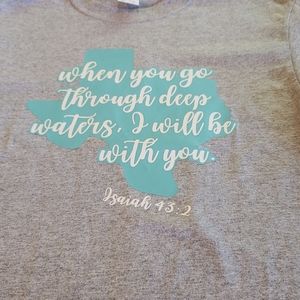 Size Small Texas T-Shirt Isaiah 43:2 So Cute!!!